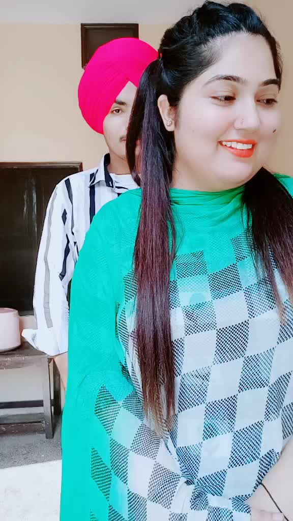 @👑 TANIA MAAN 👑