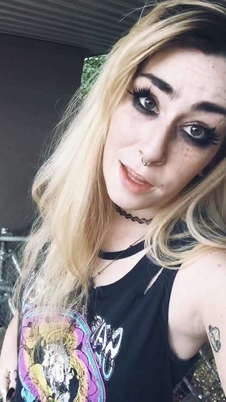 @DarlingQuincie