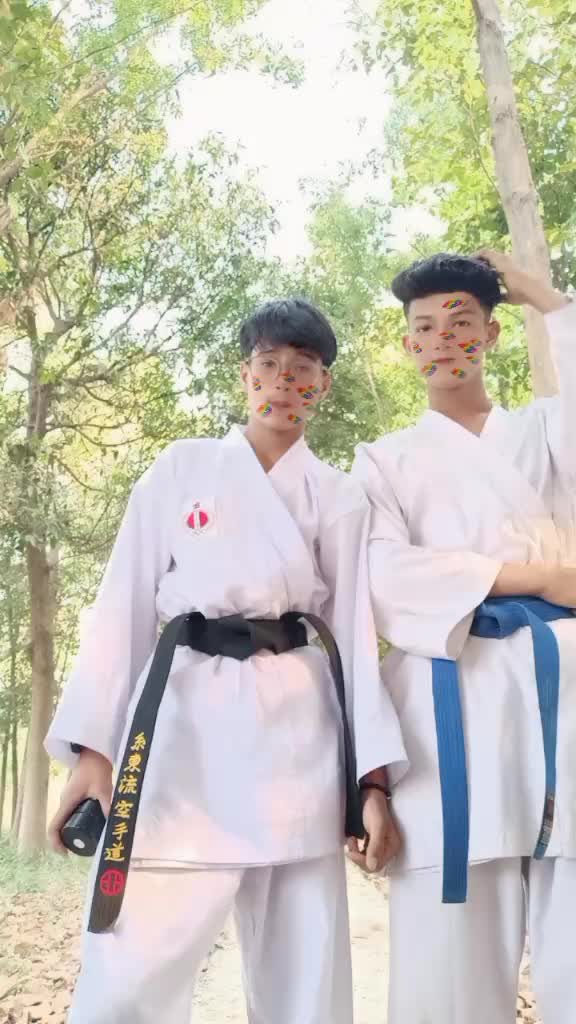 @..