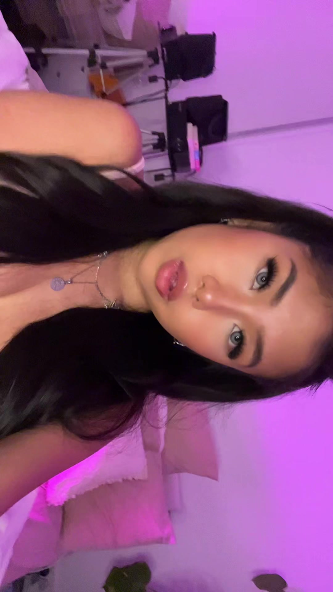 @XAHLIA ✨
