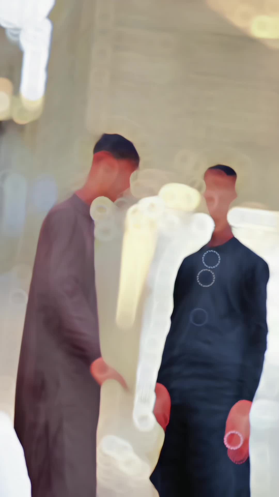@𝓡𝓪𝓳𝓞𝓸/بھائی