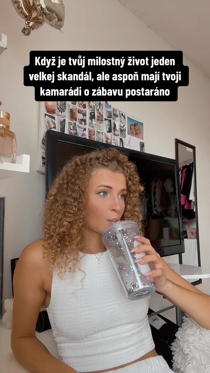 @Blond Curly Girl