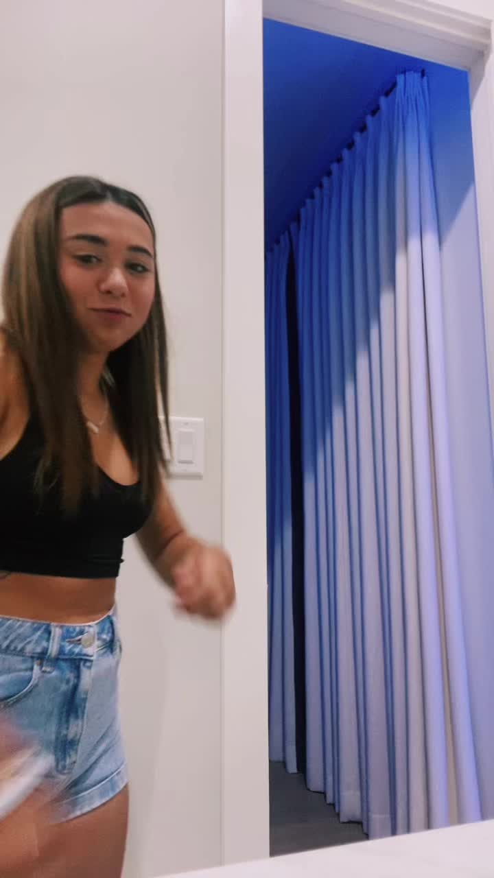 @✮ Reese Rios ✮