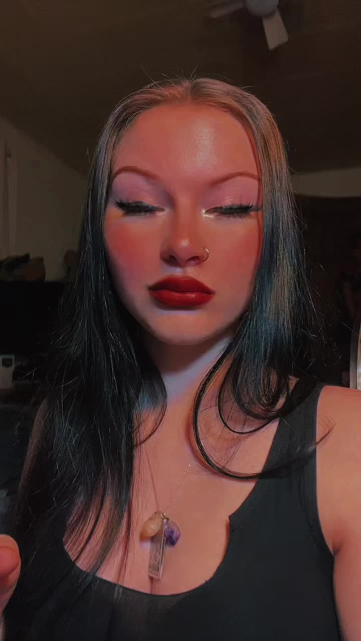 @Maddie🌙🥀⛈️