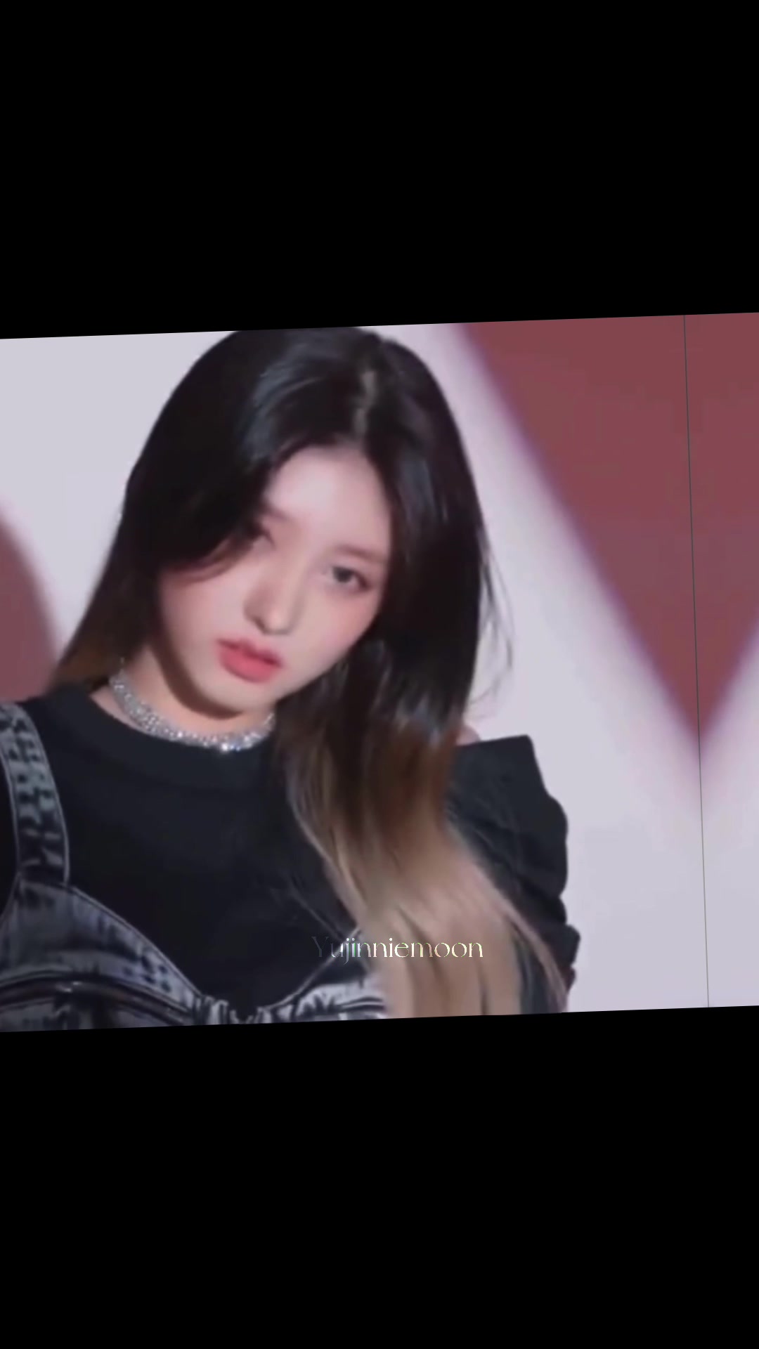 @Yujin