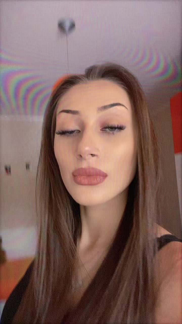 @Mirelaa