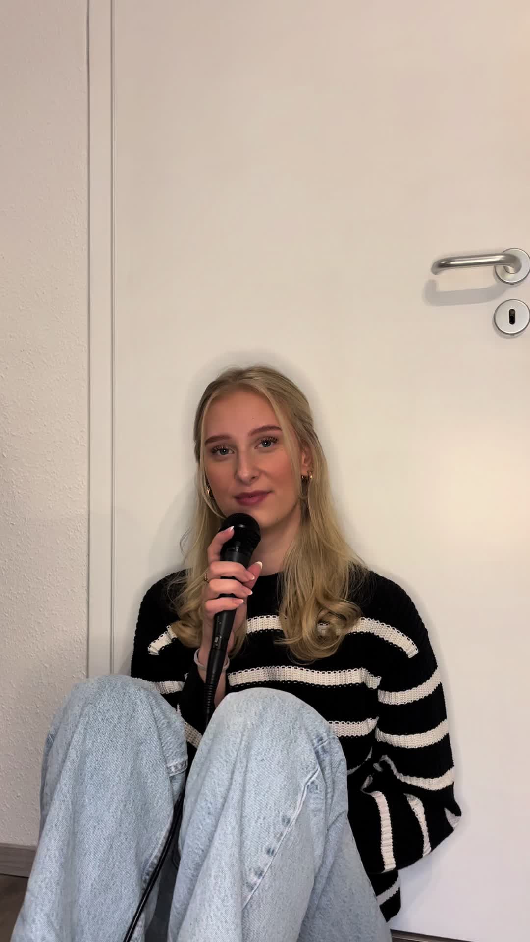 @Toni