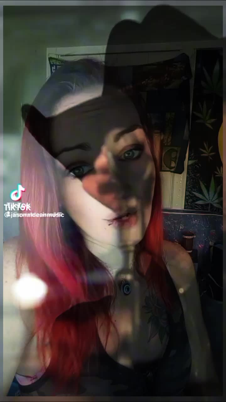 @👑💀Queen.Cyanide💀👑