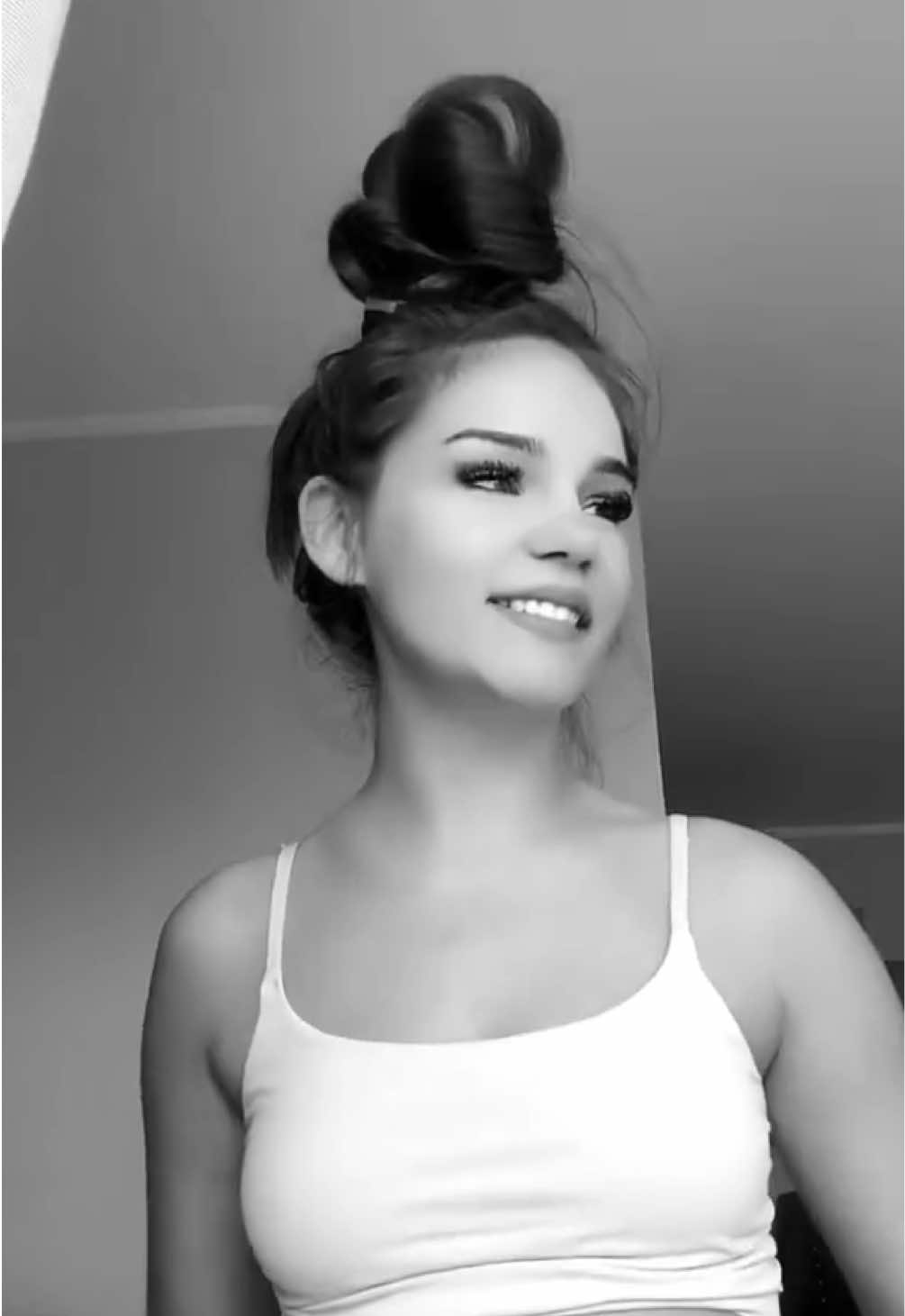 @hejkarooollcia