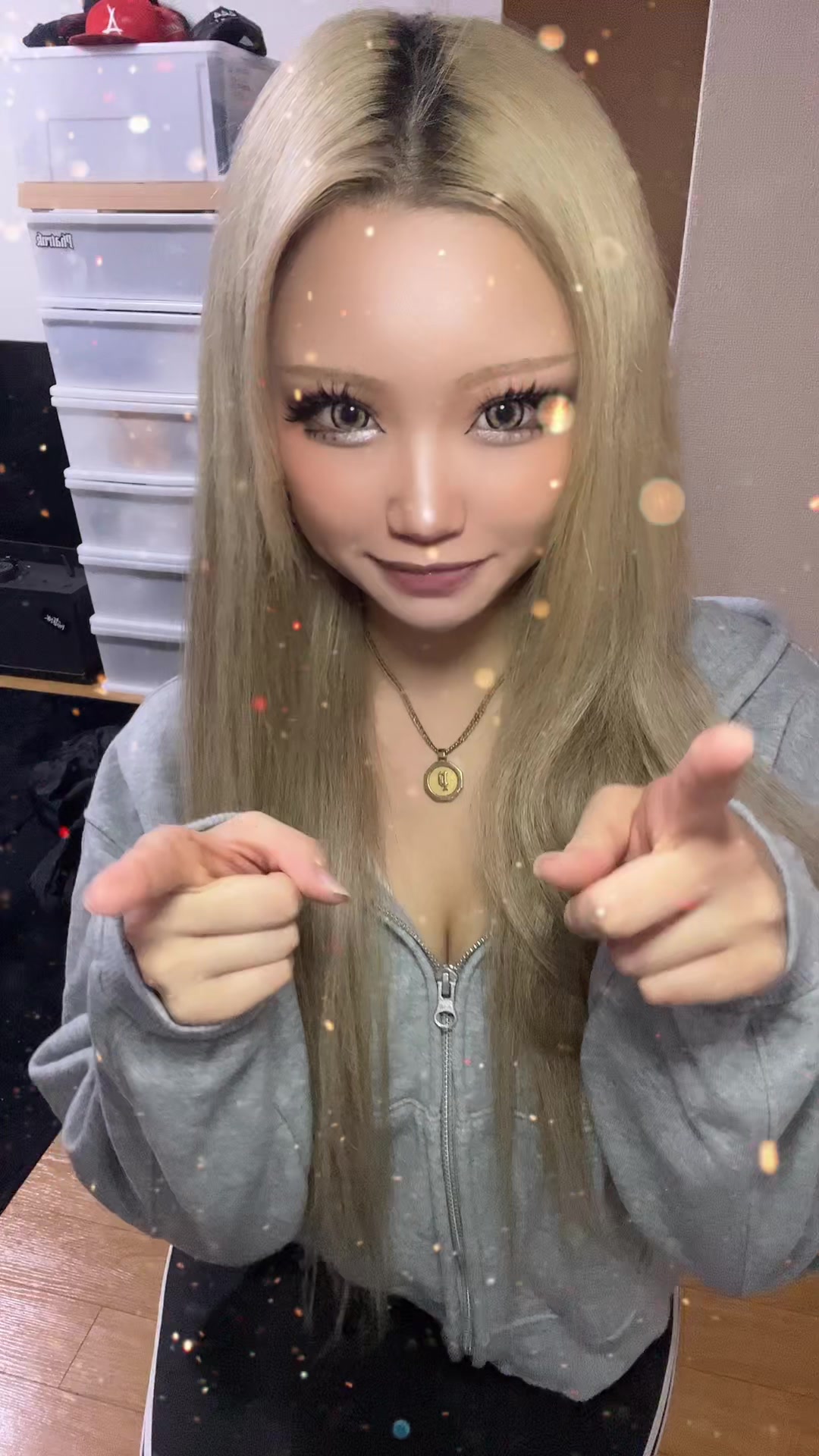 @Hii