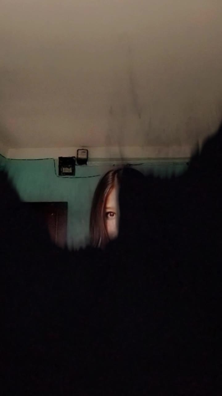 @Alonegirl