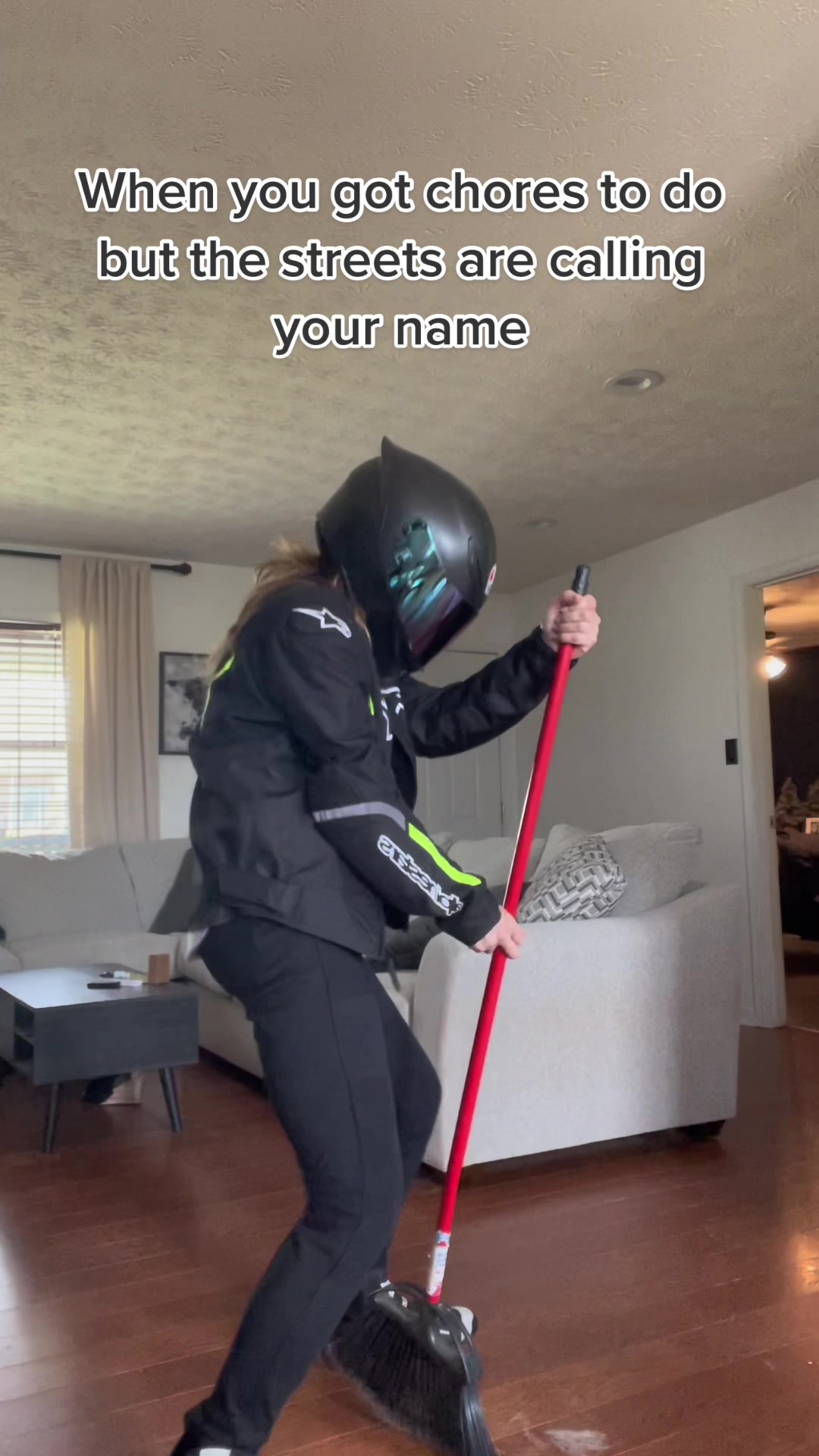 @T