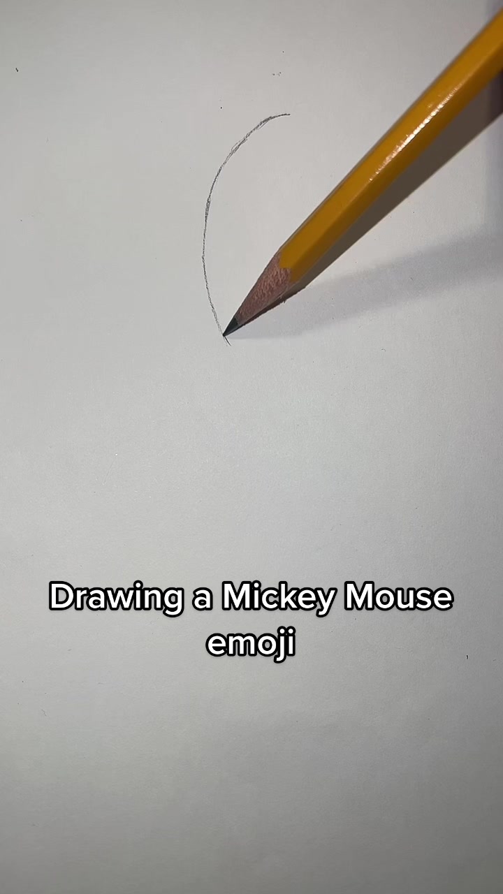 @Artbyyanise