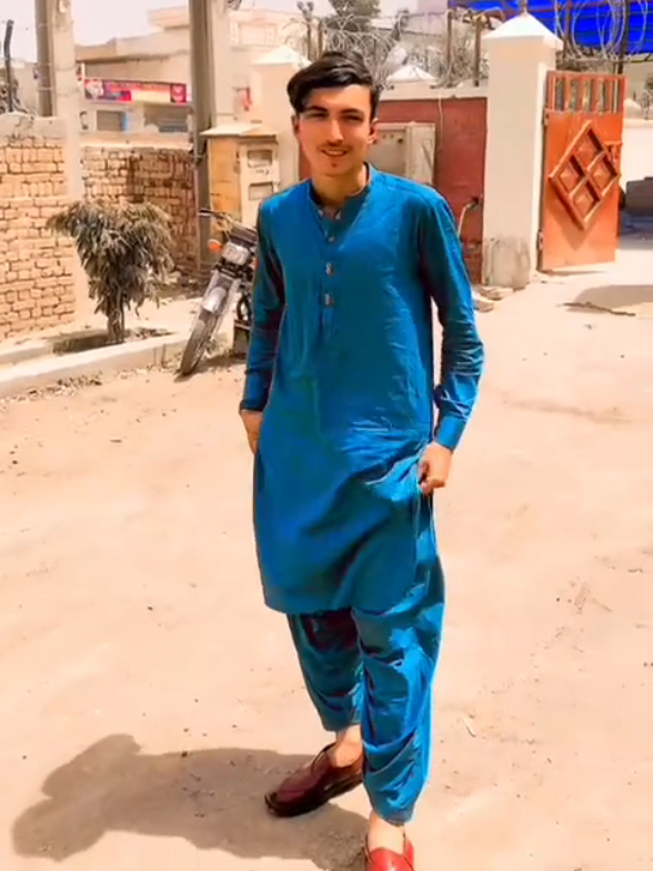 @کمانڈو پٹھان 🦁