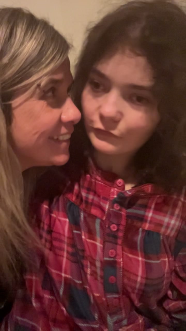 @Hotmomvibes