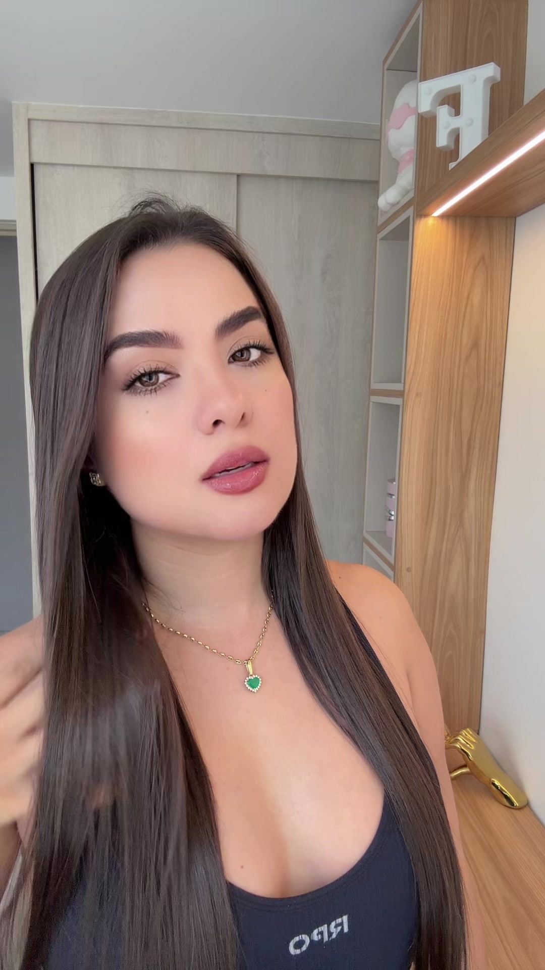 @𝐅𝐞𝐫𝐧𝐚𝐧𝐝𝐚 𝐓𝐨𝐫𝐨 💎