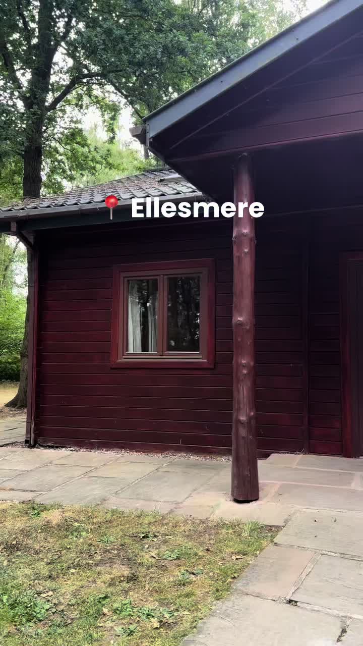 @Essar Aitch®️ / Sharon