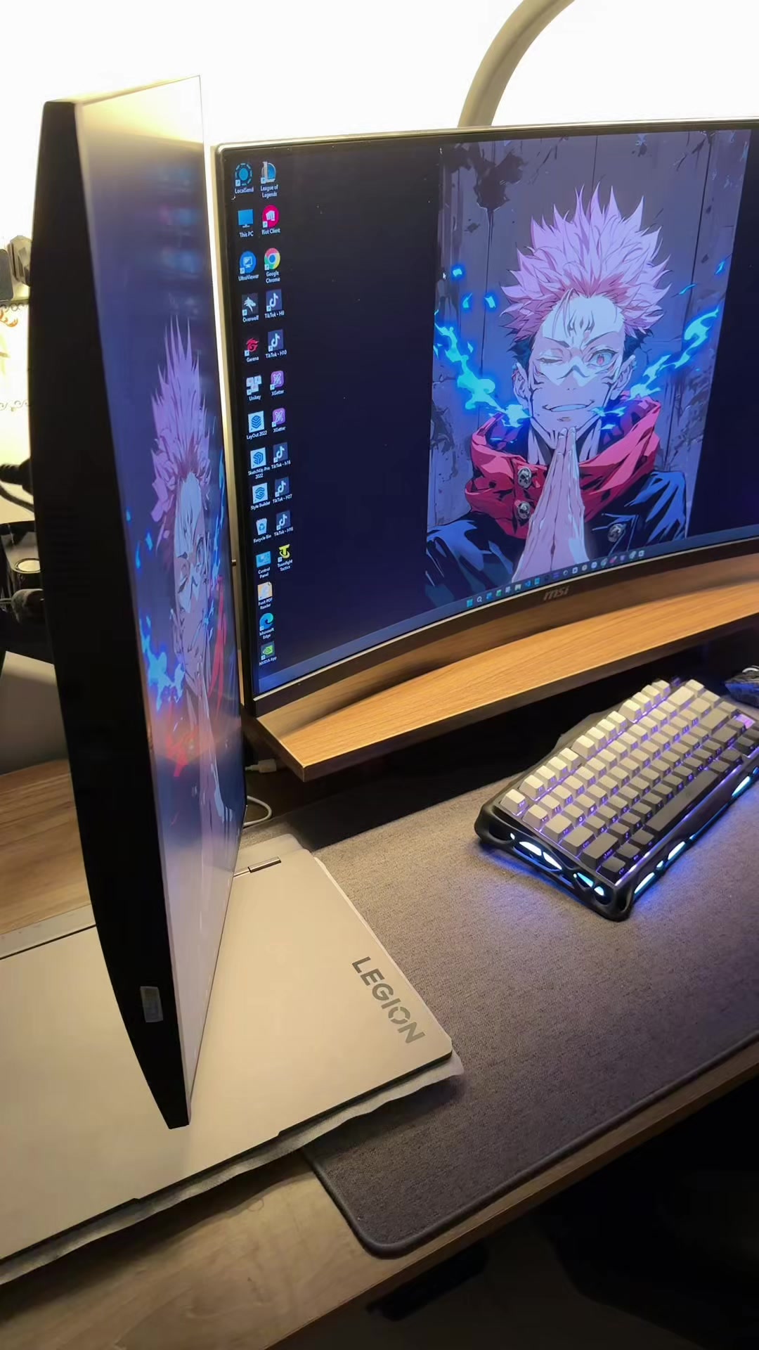 @ClickkZonee💻