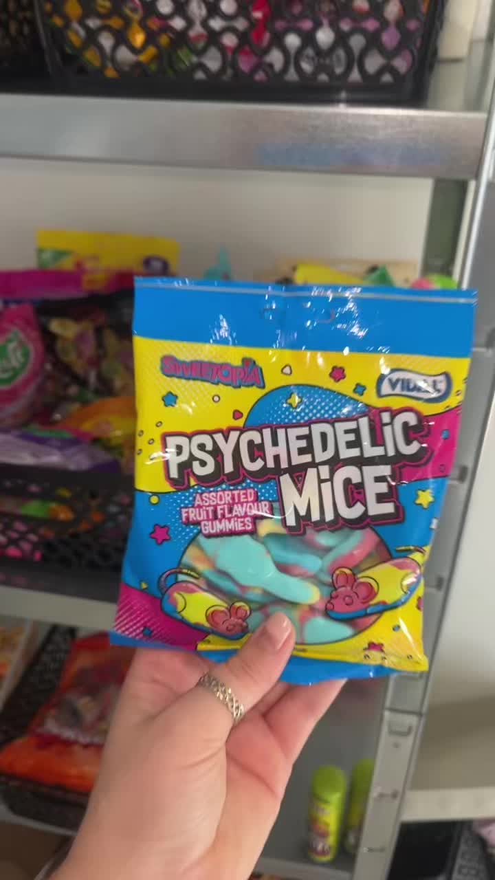 @Bellasboxesuk