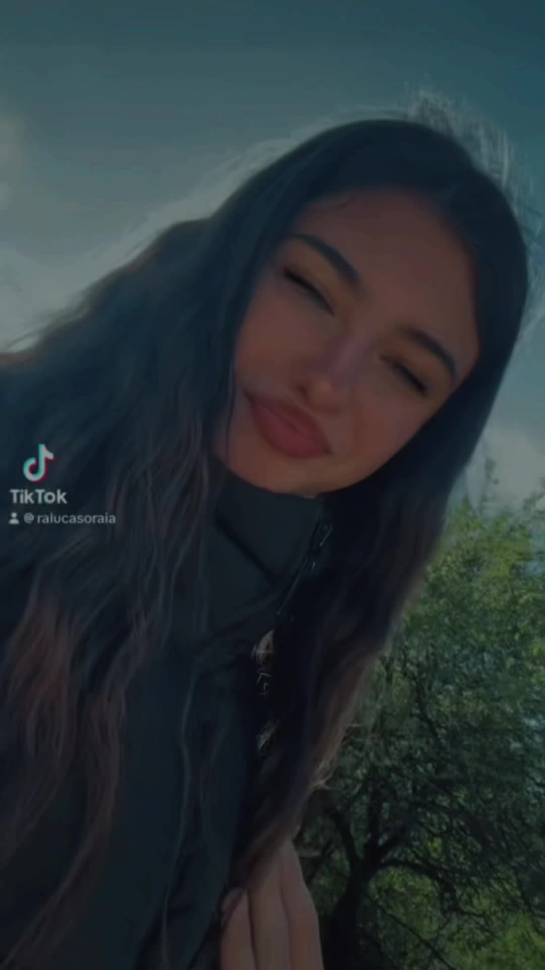 @Ralu🧊🥹☺️