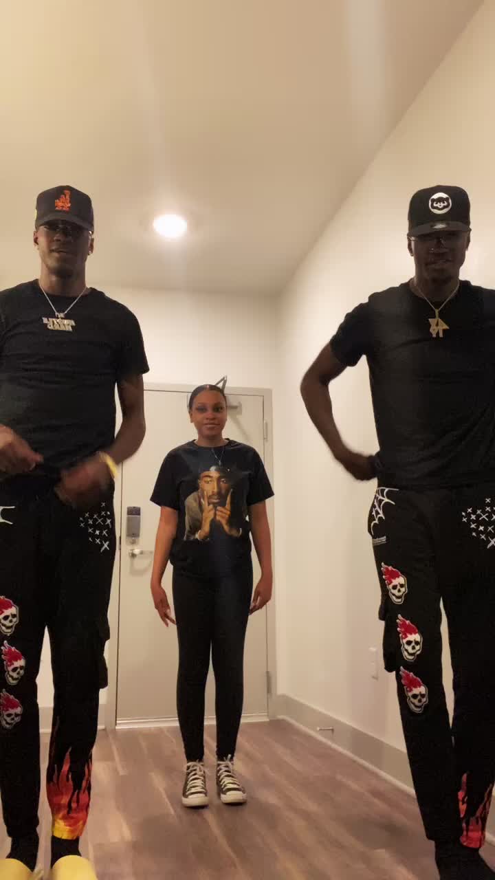 @Sauce_twins