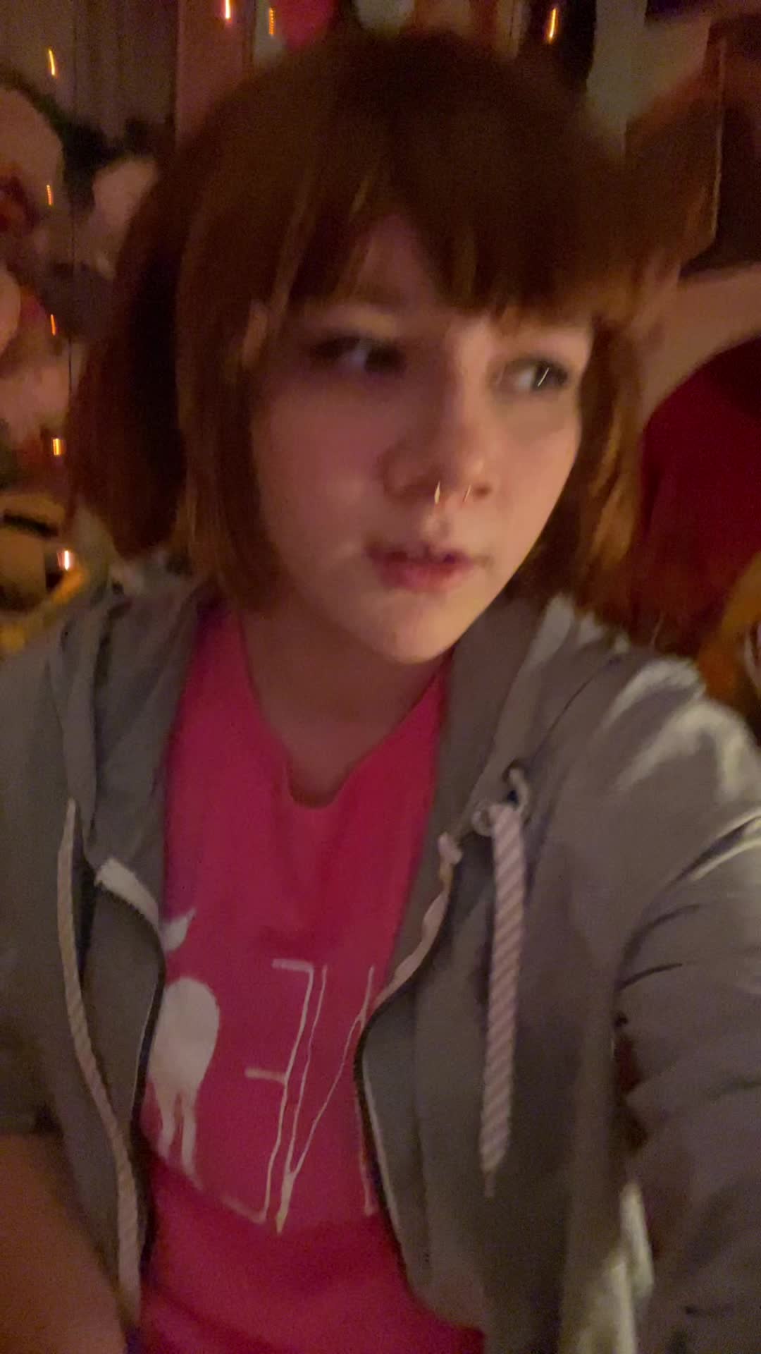 @Bee
