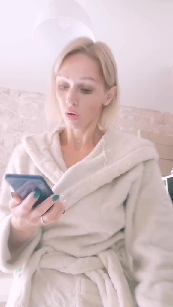 @Маня