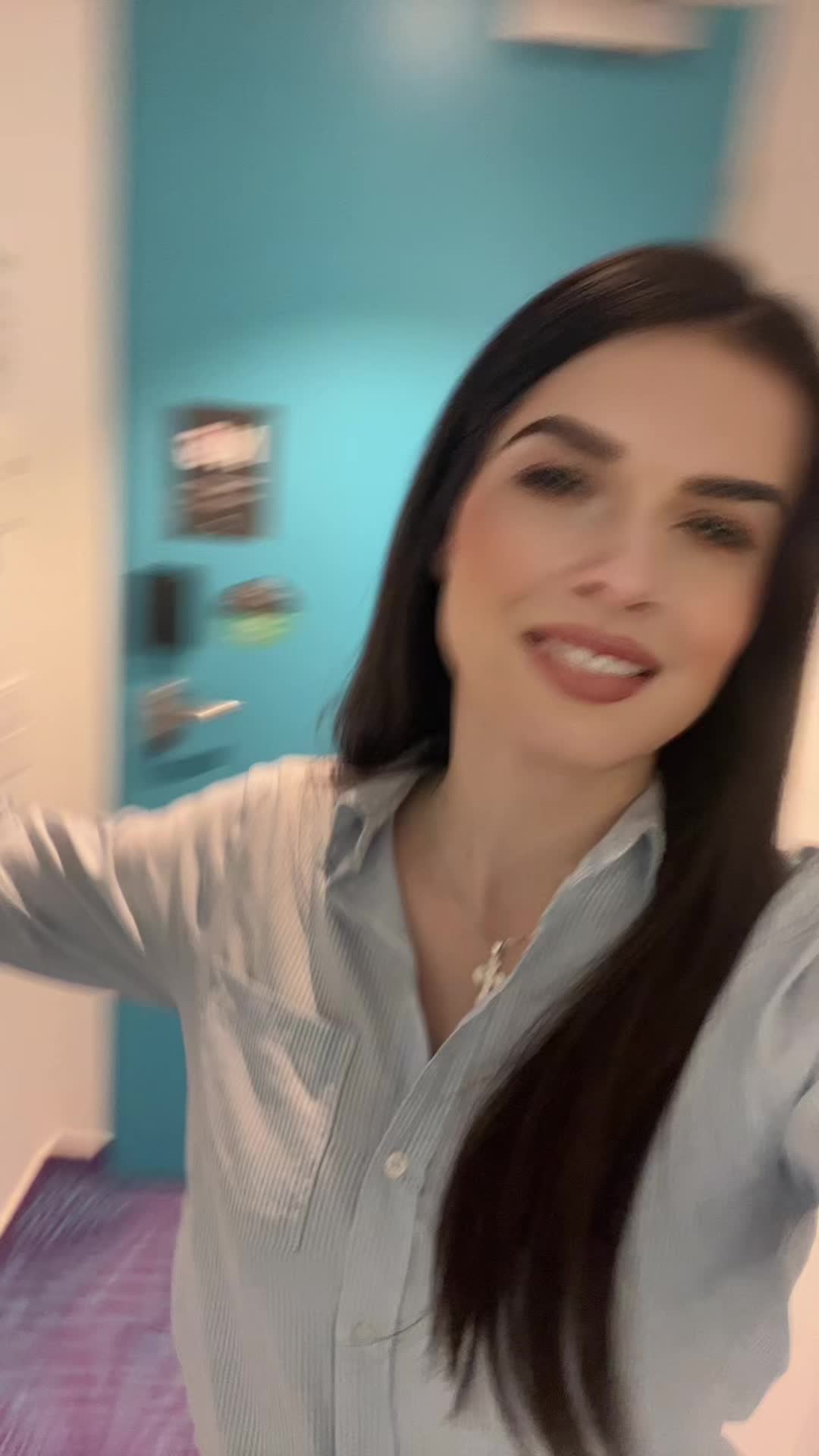 @anavic1000