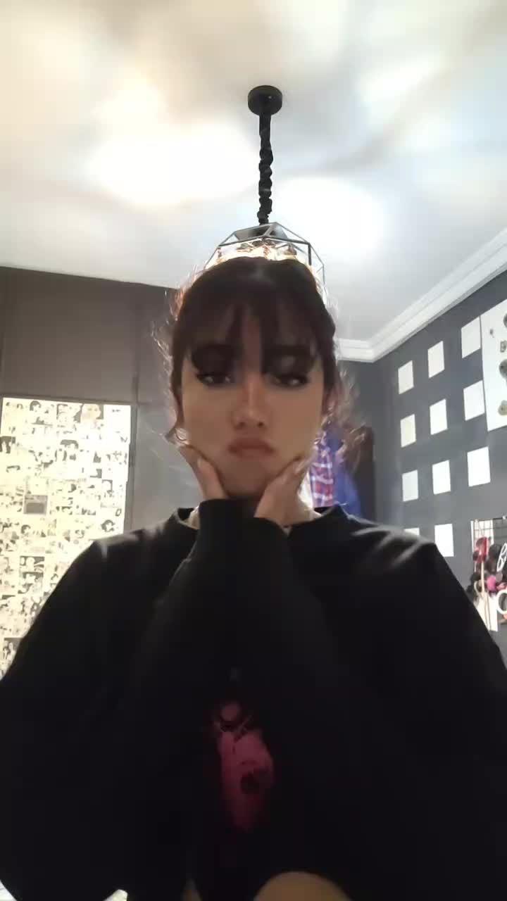@roozinnn