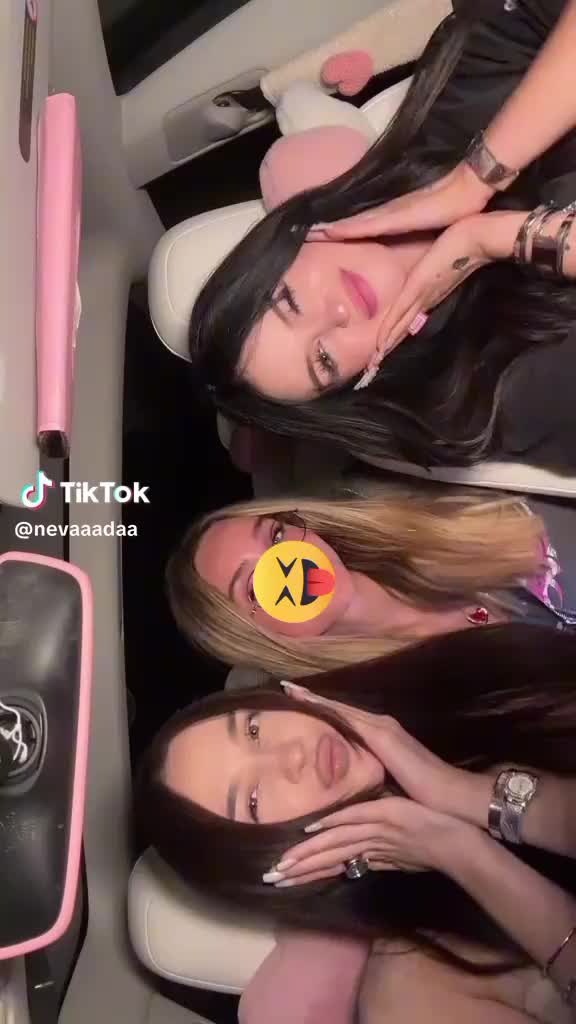 @🥰🥰J. Love. M