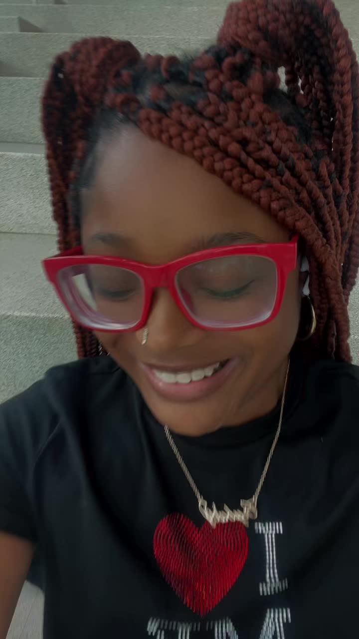 @Lia