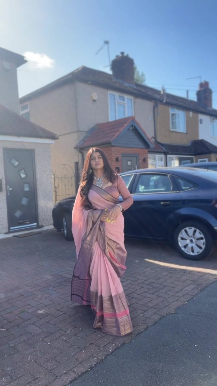 @Arishaa Sarees