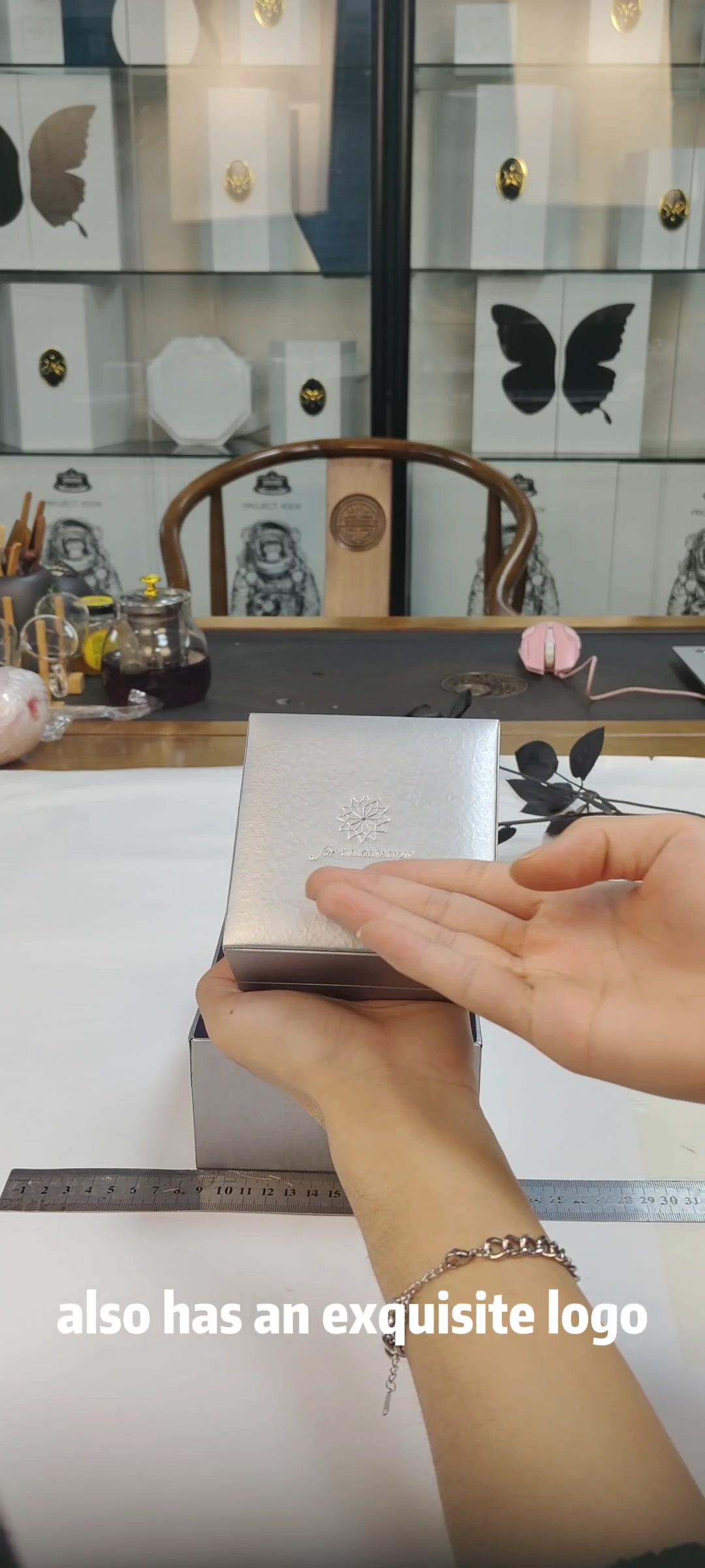 @Customized gift box