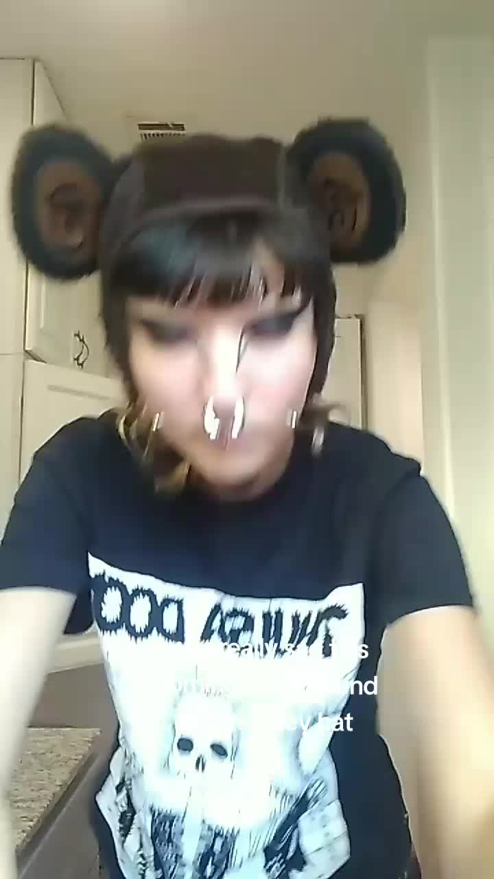 @Gloom bug <3
