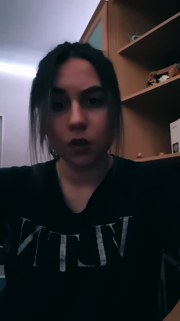 @Vika