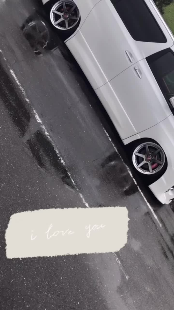 @ウジ虫