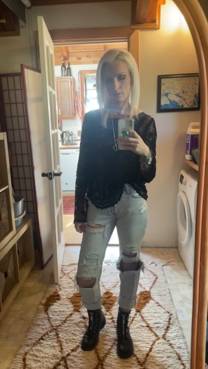 @Sammieysue
