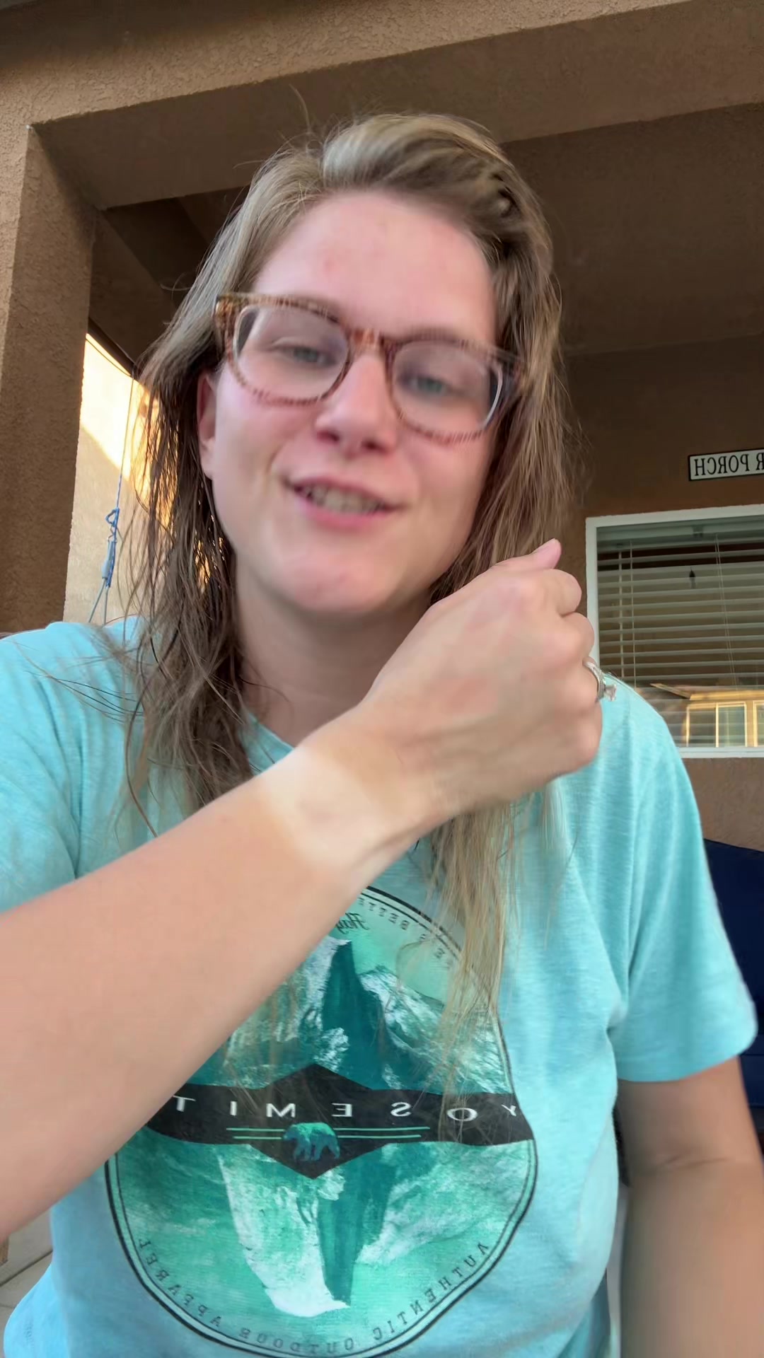 @Mrs_Jlo18