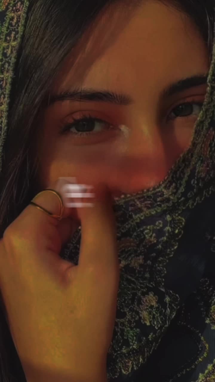 @,,,,,