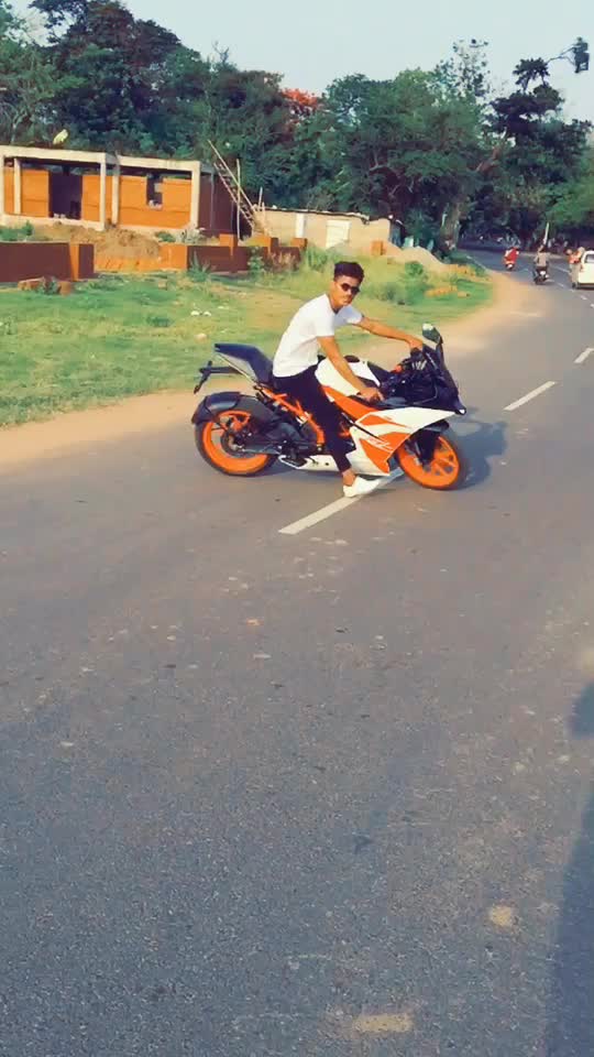 @ad_roman__memon