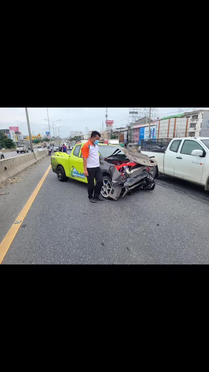 @กล๊อฟ น้ำแข็งบิน