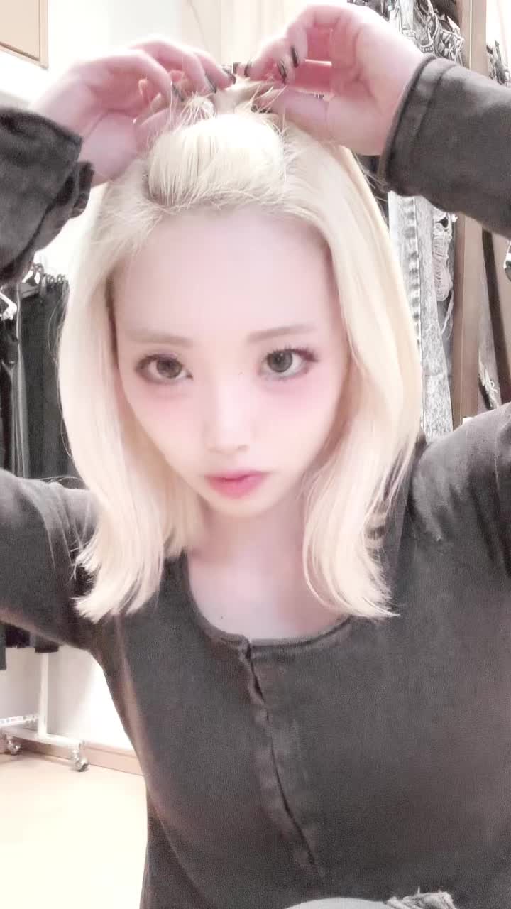 @𝐣