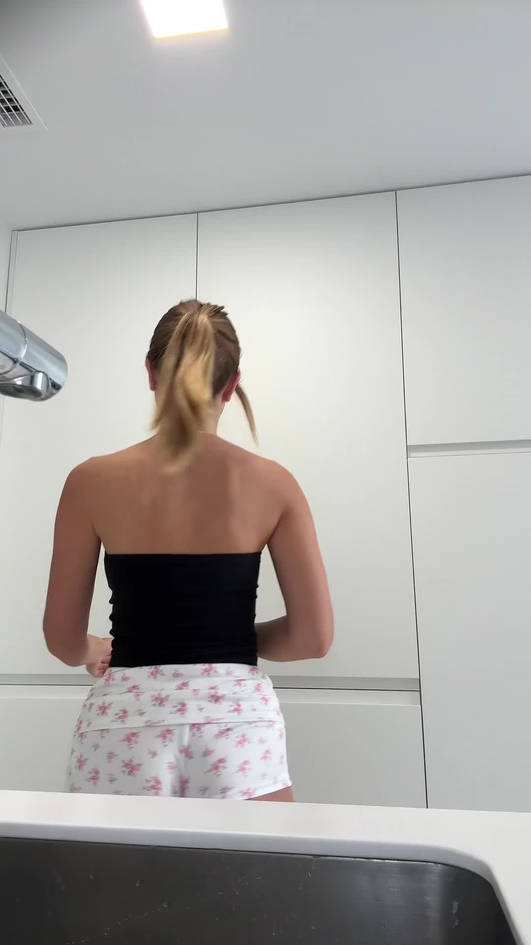 @bella_rose_xxx