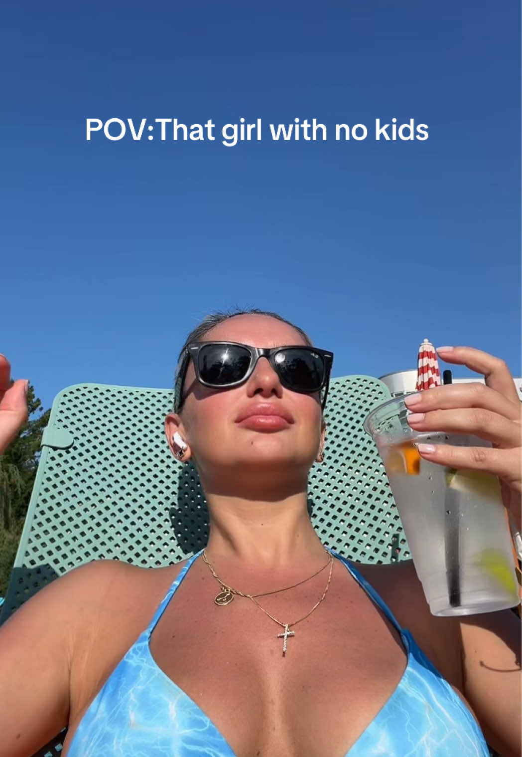 @🫧