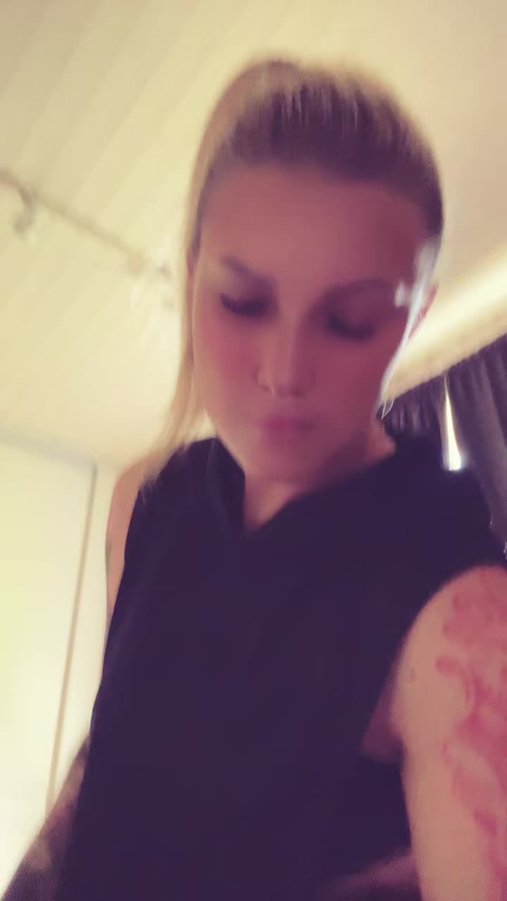 @Jana Bianka