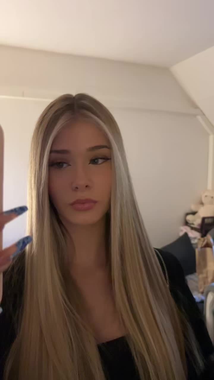 @уна
