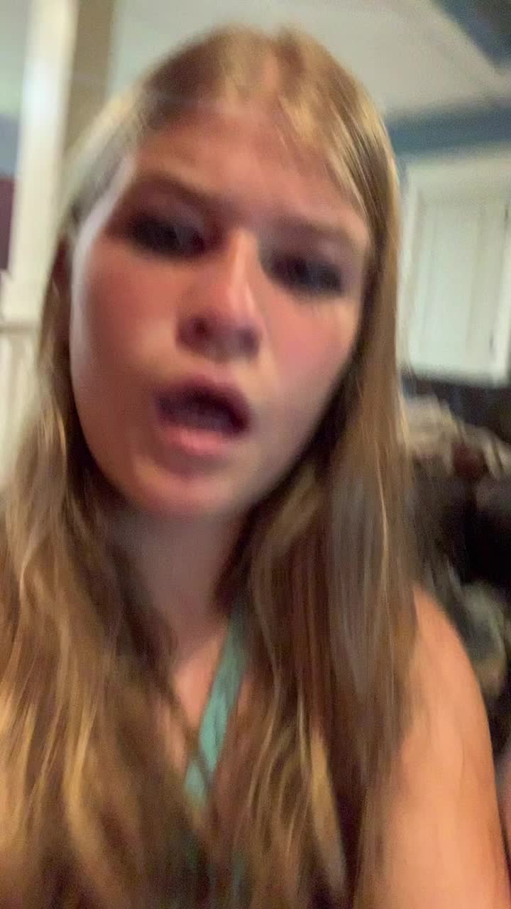 @musicalycrownmeup