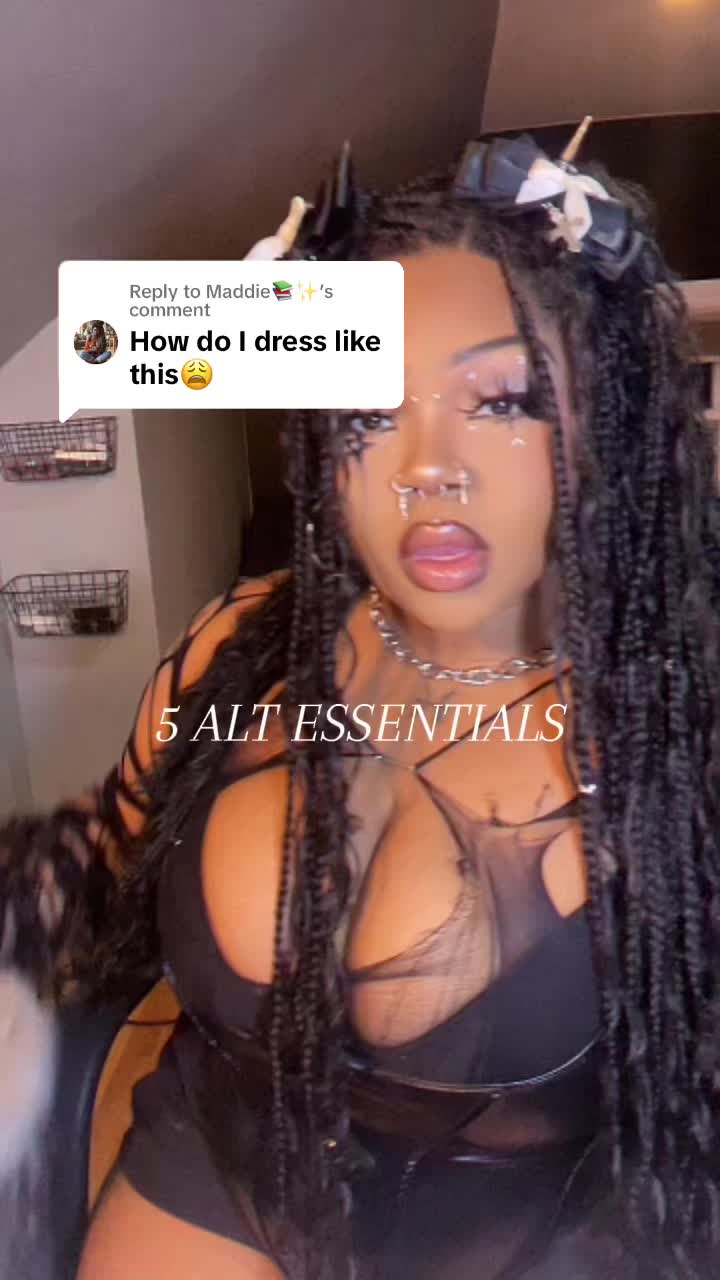 @Crybaby 🦇