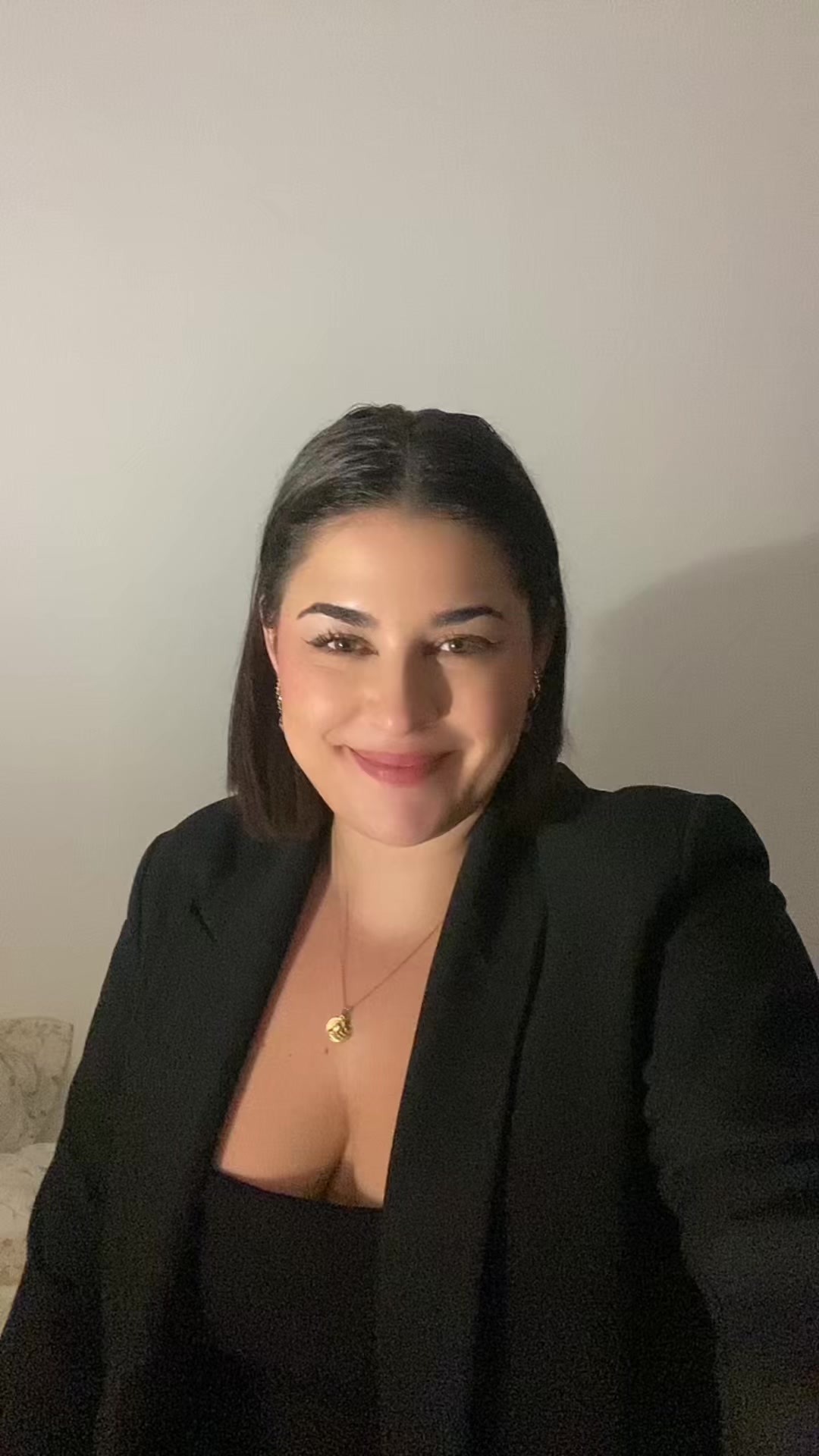 @Lara