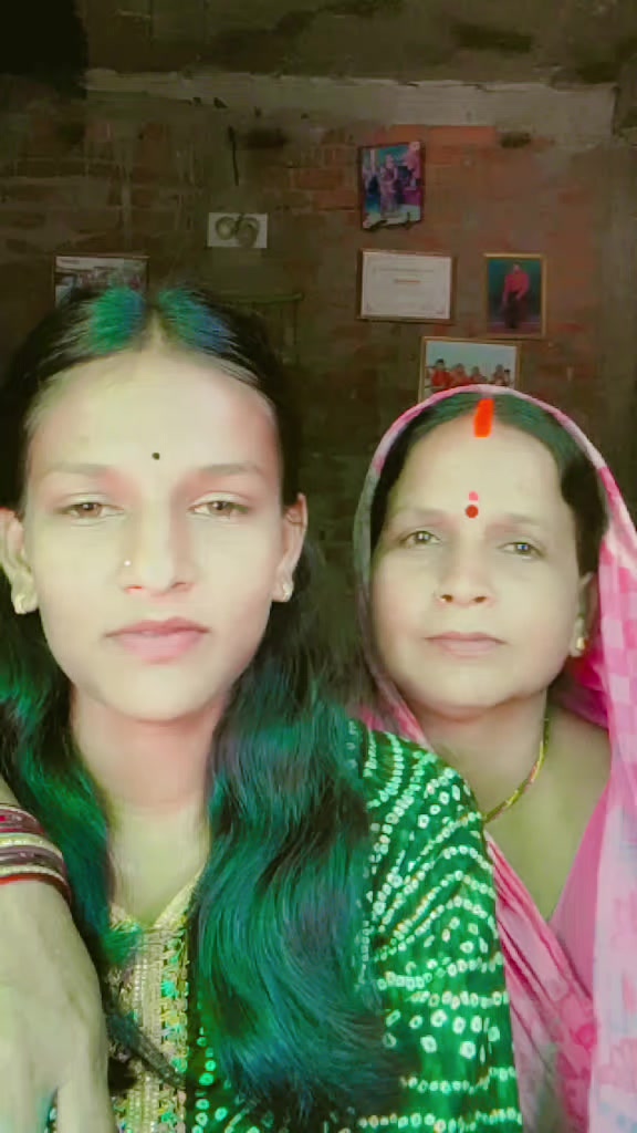 @my🙏 life 🙈 is 😘Mom 🤗and🤞
